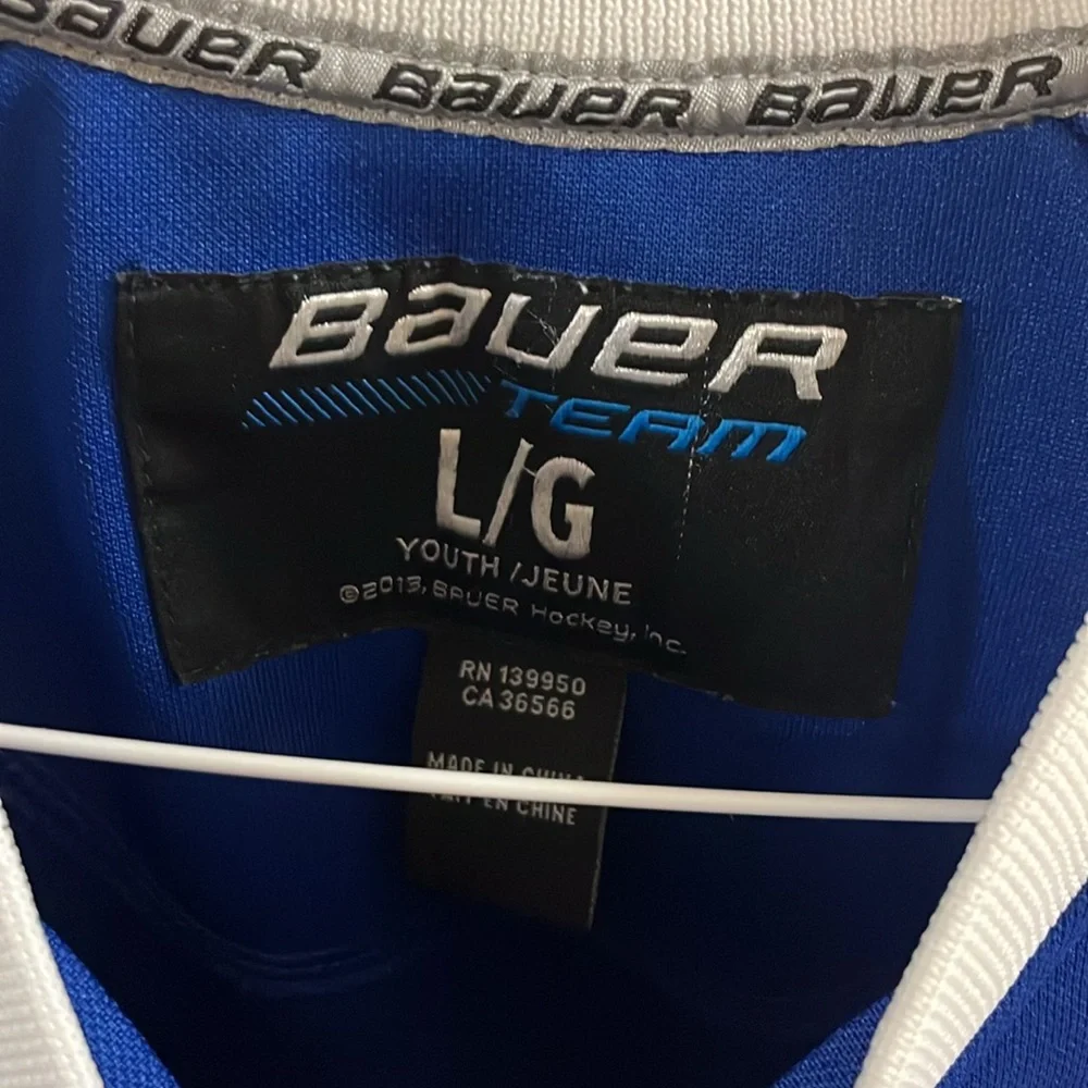 2 Bauer Practice Jerseys for Hockey - Picture 7 of 7